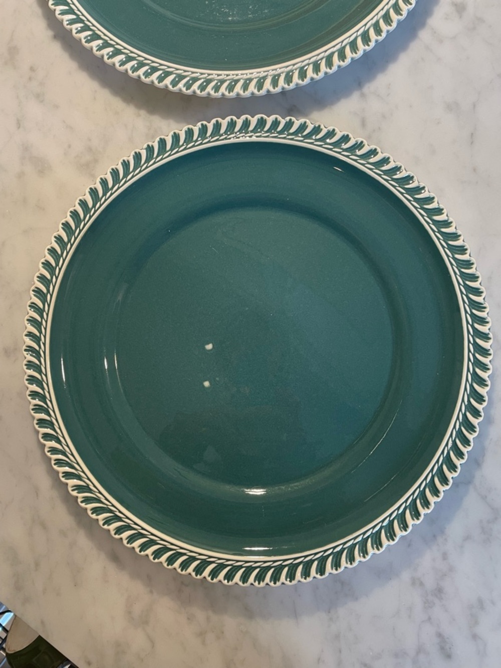 2 Harkerware Corinthian Dark Teal Green Ceramic 10.5" Dinner Plates Dishes